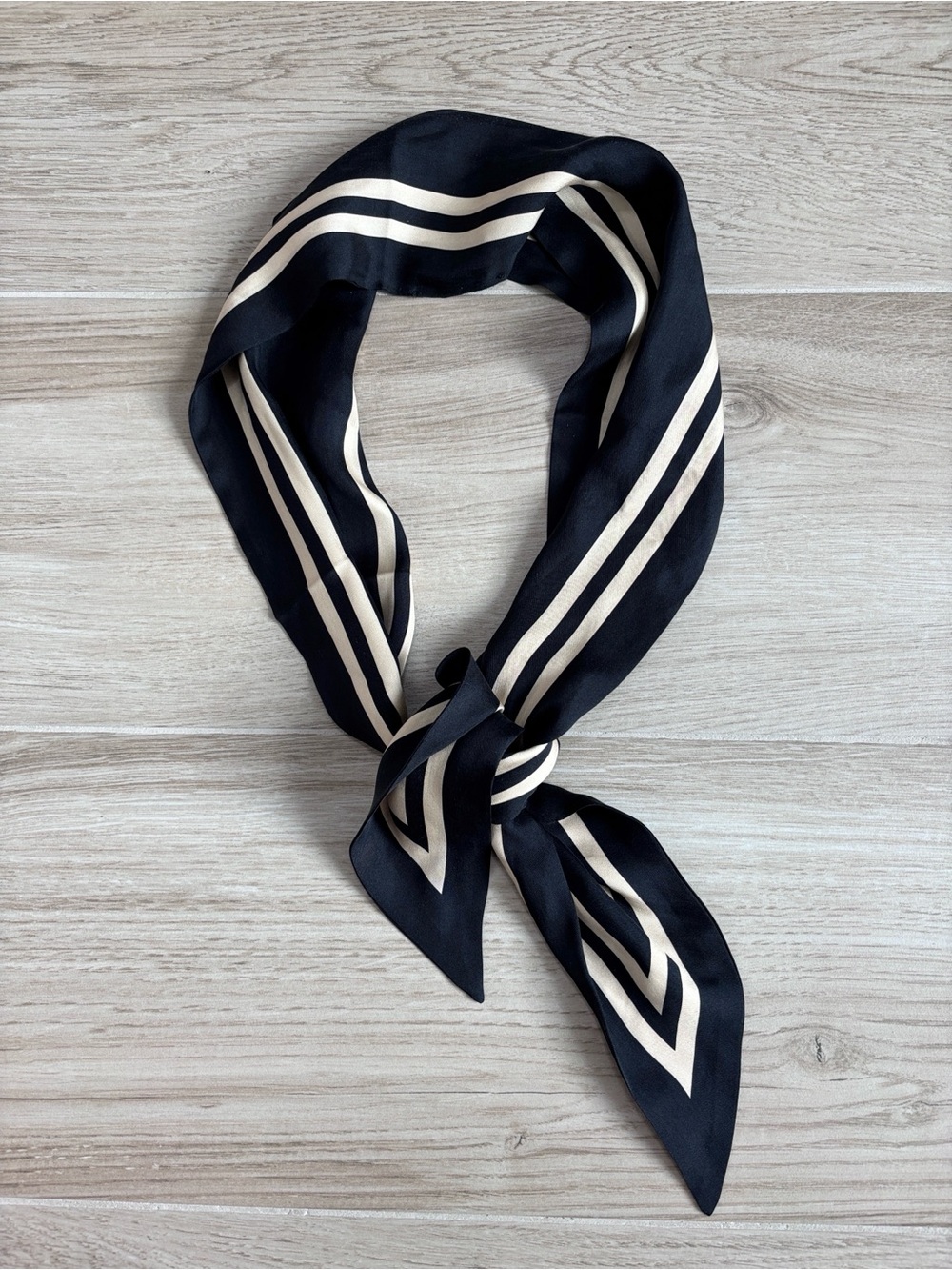 NWT J. Crew Printed Silk Scarf Black Tan 100% Silk Women’s One Size Style CB502
